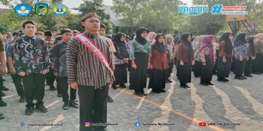 Semangat Partisipasi Semesta dalam Peringatan Hardiknas di SMPN 2 Ngadiluwih